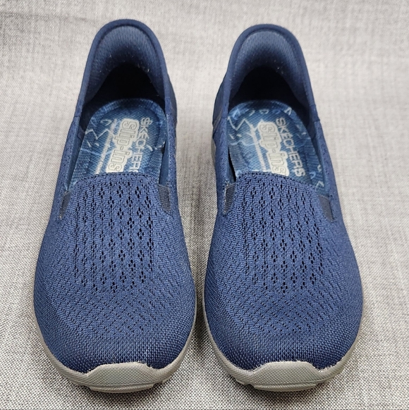 Skechers Slip-on Navy Blue Lightweight Walking Sneakers. 8 Women - Picture 4 of 10